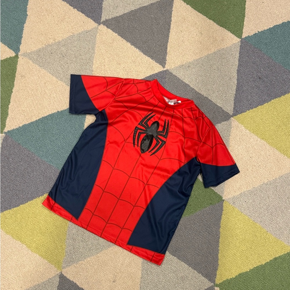 Marvel Spider-Man Tshirt size S/M